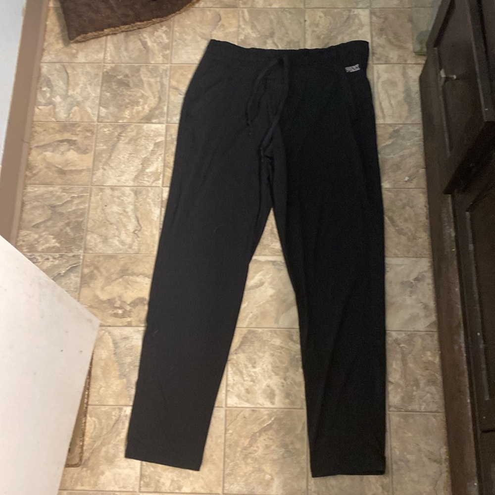 Victoria's Secret Pink Drawstring Pants. Thin like sports pants. Size L.